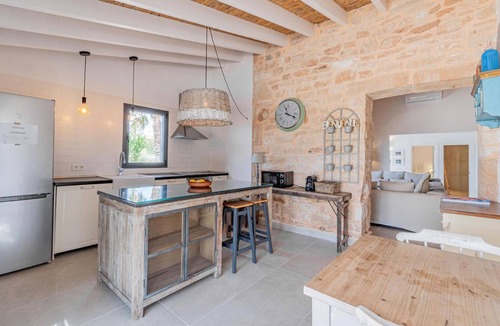 Es Llombards House | Beautiful home in Llombards, Santanyi