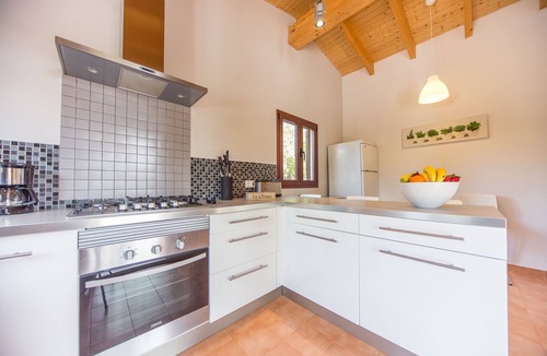 Pollensa Villa | Beautiful Villa With Private Pool near Pollença - Mountain Views, WiFi & AC.