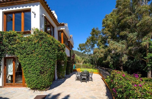 Casares Villa | Best Choice for Family and Friends