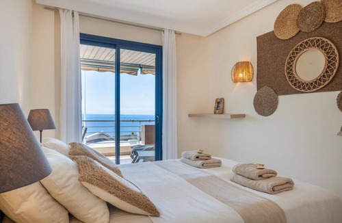 Puerto de Santiago Apartment | Boho Avilla: Modern 2BR Apartment in Balcón de Los Gigantes – Pool & Parking