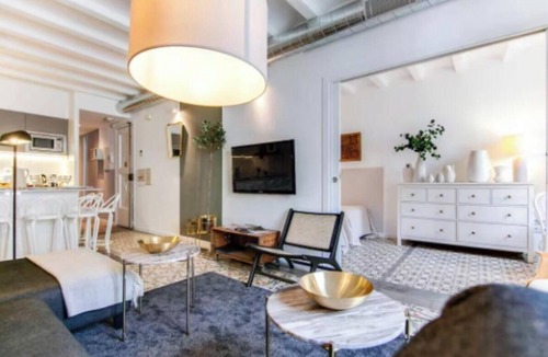 El Raval Apartment | Boutique Living in the Heart of Barcelona