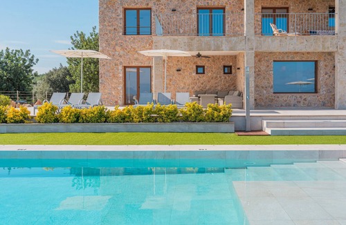 Pollensa Villa | Brand new luxury villa with 7 bedrooms, private pool and stunning sea views