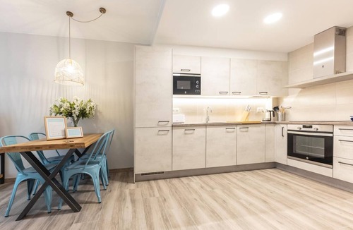Barri Vell Apartment | Bravissimo Calderers El Drac, 1-bedroom apartment