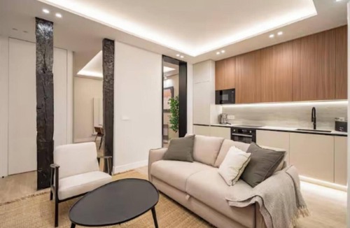 Rivas-Vaciamadrid Apartment | Bright Designer Apartment Near Gran Vía & Plaza de España 3 Bedrooms