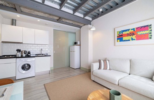Pedregalejo Apartment | Bright Ground Floor Apt - 700m to Beach