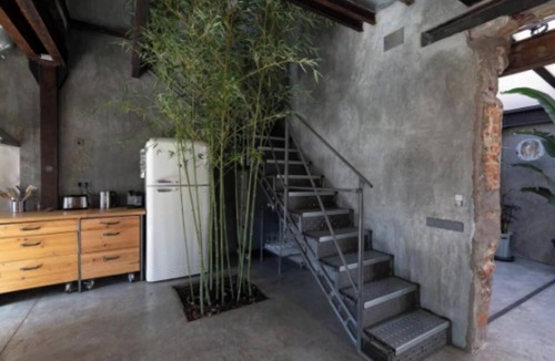 Nino Jesus Apartment | Bright Industrial-Chic Home with Garden, Gym & Parking Near Retiro Park