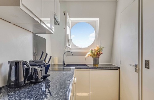 Chaillot Apartment | Bright Studio - 2P - Arc de Triomphe