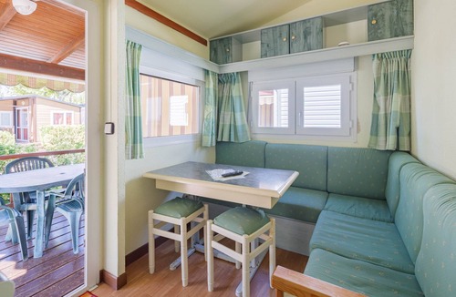 Balea House | Bungalow 'A' with Private Pool, Private Terrace and Wi-Fi