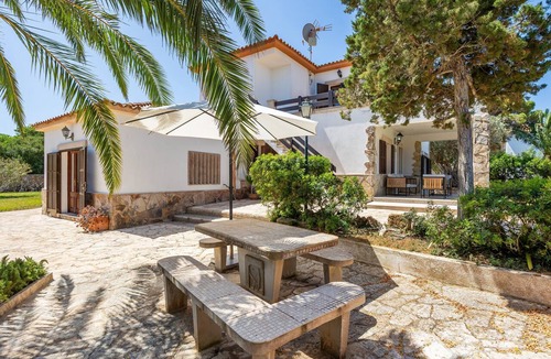 Cala Llombards House | Can Jordi in Cala Llombards – Peaceful Mediterranean Retreat