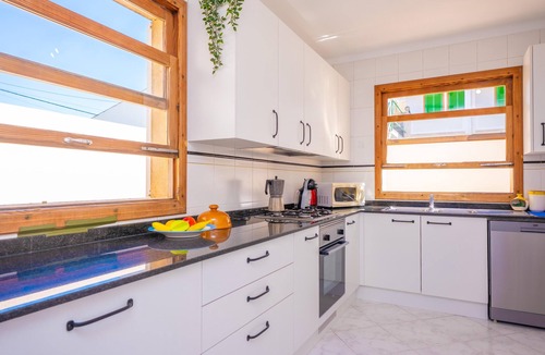 S'Estanyol de Migjorn House | CAN PARRITA - Chalet with terrace and free Wi-Fi in s'Estanyol de Mitjorn