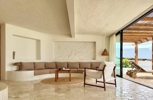 Urbanizacion Famara Villa | Canaryislandshost I Risco Suite Lanzarote
