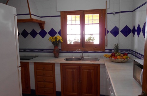 Chipiona Apartment | Caracola Apartment. Air conditioning, Wifi, Terrace, Garage. Beach 300 meters