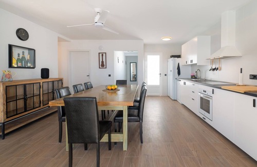 Costa Teguise Villa | Casa Afortunada, the pleasure of relaxation