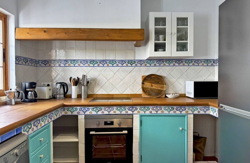 Jerez de la Frontera Old Town Ski Chalet | Casa Alba de Abades - Ole Solutions