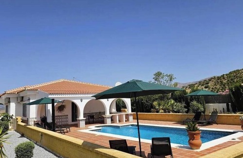 Canillas de Aceituno House | Casa Bella: Vacation Home on the Costa del Sol with a Private Pool