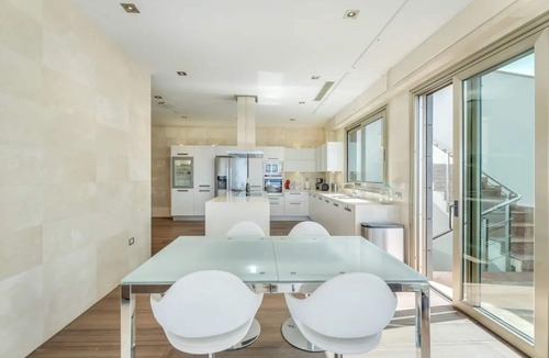 San Eugenio Villa | Casa Bella Vista, Stunning Villa with 4 Bedrooms, 3 Bathrooms AC & Gym etc