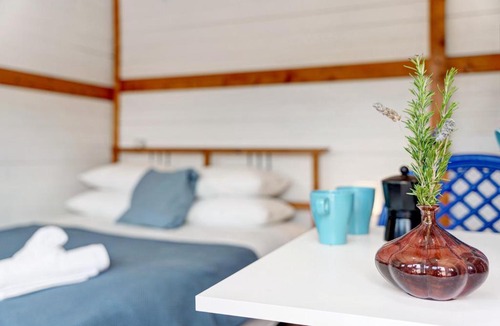 San Isidro House | Casa blanca de madera