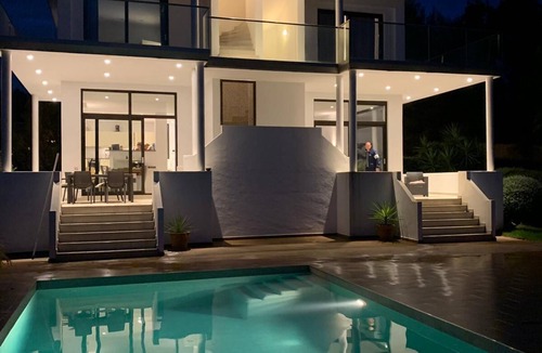 Cala de Bou Villa | Casa Bonita Outstanding Luxury Villa in IBIZA,walk to all amenities & Beach