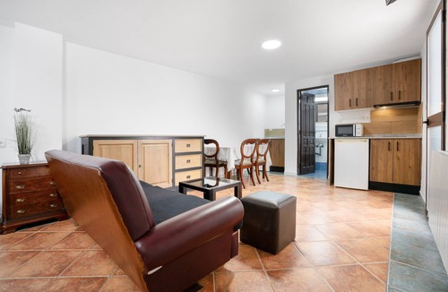 Alhama de Granada Apartment | Casa Cubo Rural Home A2 – Authentic Charm in Alhama de Granada