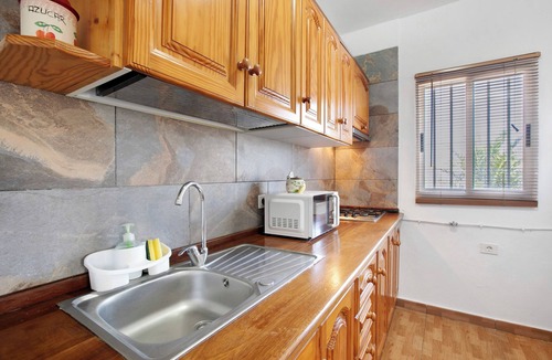 Fasnia Cottage | 'Casa Del Pescador' with Private Terrace, Private Garden and Wi-Fi