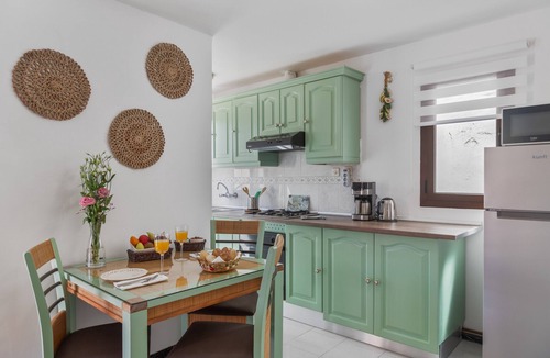 Santa Brigida House | Casa Isabel: Vacation Home with Mountain Views, Wi-Fi, and Air Conditioning