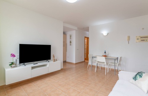 San Bartolome Apartment | Casa La Molina: Attention and Comfort
