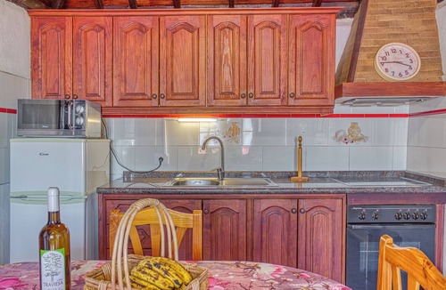 Arecida House | Casa Lorenzo – Holiday home with pool and sea views in Tijarafe, La Palma