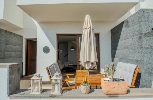 Puerto Calero Apartment | Casa Marla by Villalize