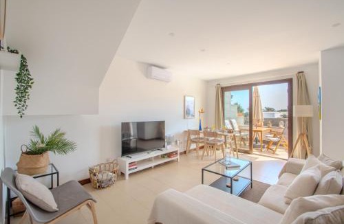 Puerto Calero Apartment | Casa Marla by Villalize