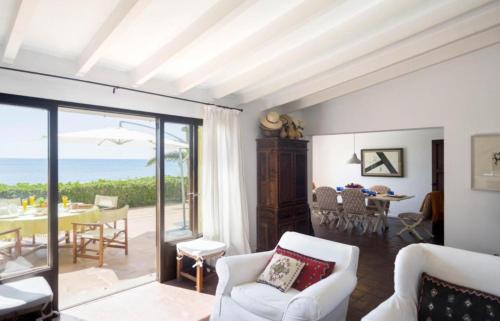 Cala Ratjada House | Casa Morant On The Promenade Mhm