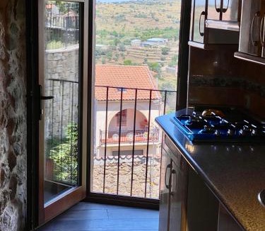 Fermoselle House | Casa Pueblo Anibal
