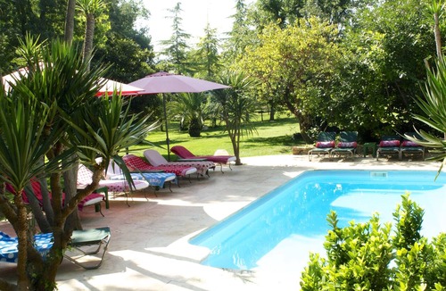 Cornella del Terri House | Casa Rural Autenticó, Romantic, Vintage