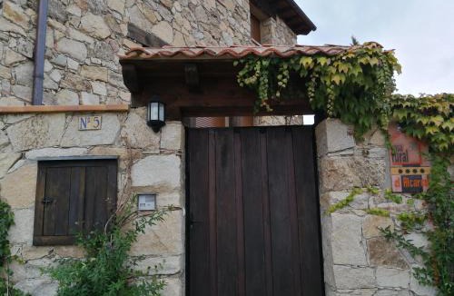 Santo Domingo de Piron House | Casa Rural El Alcarcel