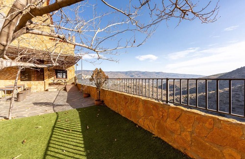 Abrucena House | Casa Rural La Jirola-El Balcón with Mountain Views, Wi-Fi and Air Conditioning