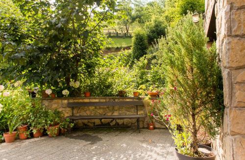 Paniceres House | Casa Rural Les Cabañes - Naturaleza, Chimenea y Relax en Asturias