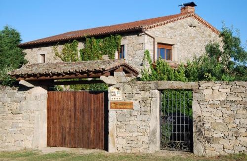 Fariza Villa | Casa Rural Pájaro Pinto