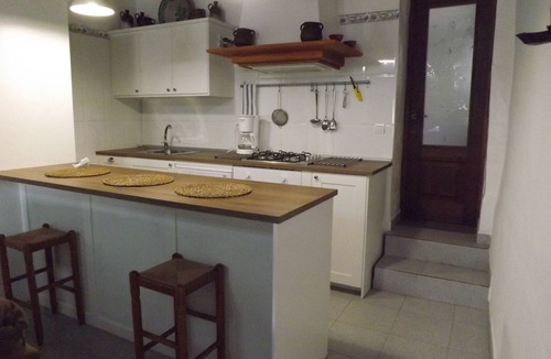 Competa House | Casa rural rodeada de arboles frutales con piscinas privadas y wifi