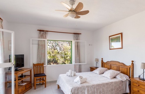 Cala Llombards Villa | Casa Sa Llimonera - With Sea View, near the Beach and Private Pool