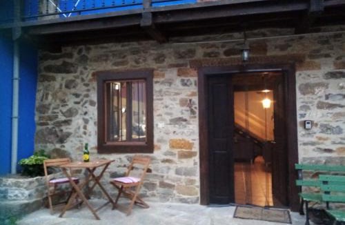 Laviana House | Casa típica asturiana en Ribota - Laviana