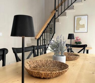 La Zubia House | Casa Terrones - Espacio, Barbacoa, Centro ciudad y Sierra Nevada a un paso