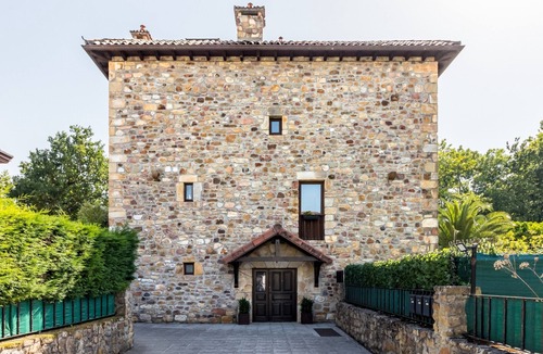 Guriezo Apartment | Casa Torre De Guriezo for 6 with Mountain Views, Balcony & Wi-Fi