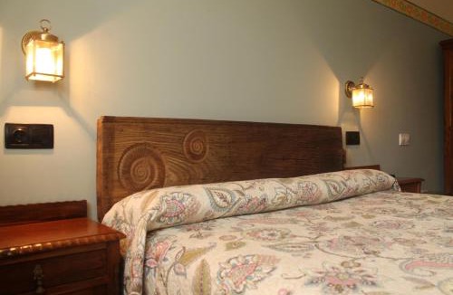 Lloreda Bed & Breakfast | Casa Torreteyera