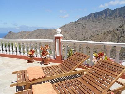 Hermigua House | Casas Rurales El Serrillal