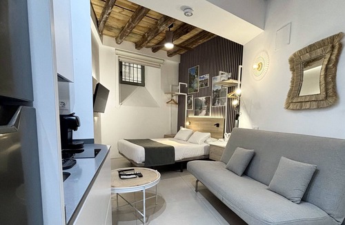 Barrio de La Latina Apartment | CavaBajaSuites 001 RÍO MANZANARES
