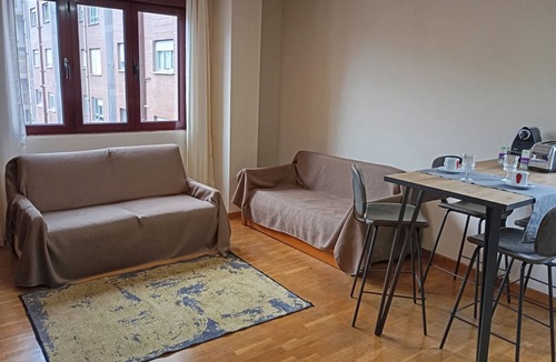 La Corredoria y Ventanielles Apartment | CENTRAL APARTMENT 5 MINUTES FROM HOSPITAL, CITY CENTER, UNIVERSITY CAMPUS