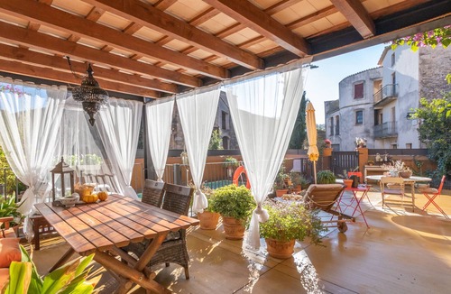 Vilert Ski Chalet | Chalet "Casa Alzina" with Mountain View, Shared Pool & Wi-Fi