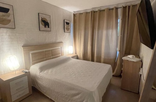 Quintana Apartment | Charming 1-bedroom Apartment in the Heart of Madrid