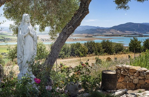Arcos de la Frontera Cottage | Charming and Spacious Family Villa - Cortijo Sierra y Lago