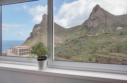 Taganana House | Charming Vacation Home “Casa Taganana” with Sea View and Mountain View
