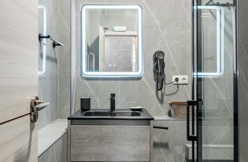 San Blas-Canillejas Apartment | Charming Madrid Las Rosas, 2 habitaciones